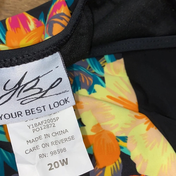 Your Best look 2 piece swimsuit tropical size 20W - Picture 6 of 8